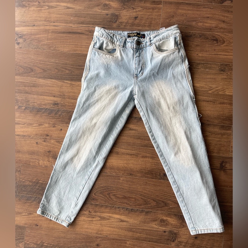Kabuky Jeans High Waisted Colombian Style Jeans Bottom Lifting Size 8 Light Wash